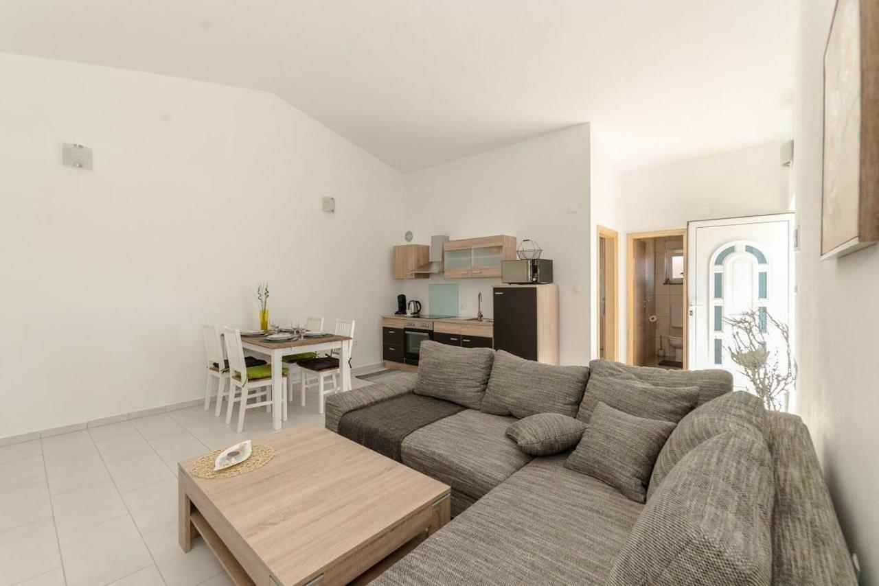 Apartments Vam Vir Eksteriør bilde