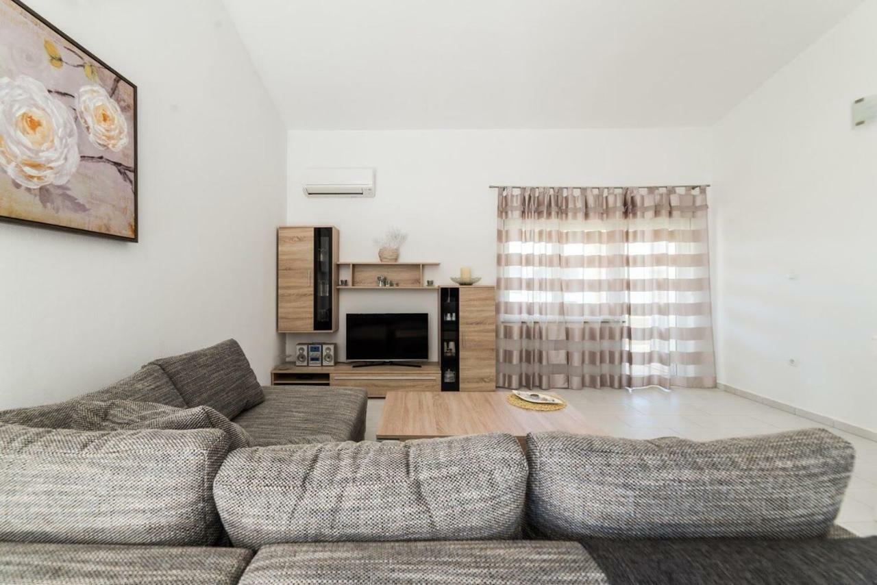 Apartments Vam Vir Eksteriør bilde