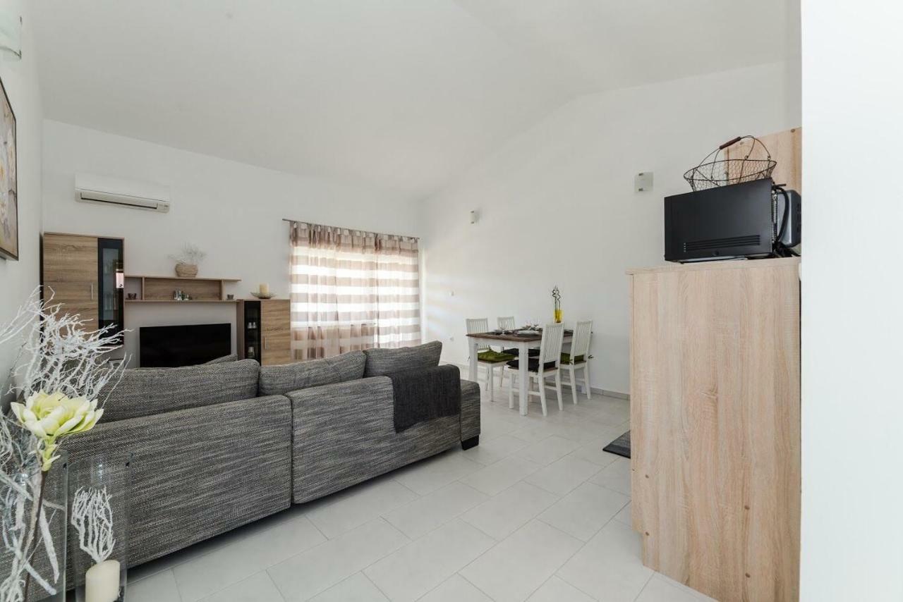 Apartments Vam Vir Eksteriør bilde