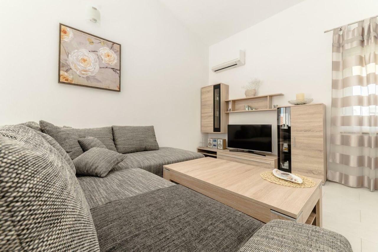 Apartments Vam Vir Eksteriør bilde