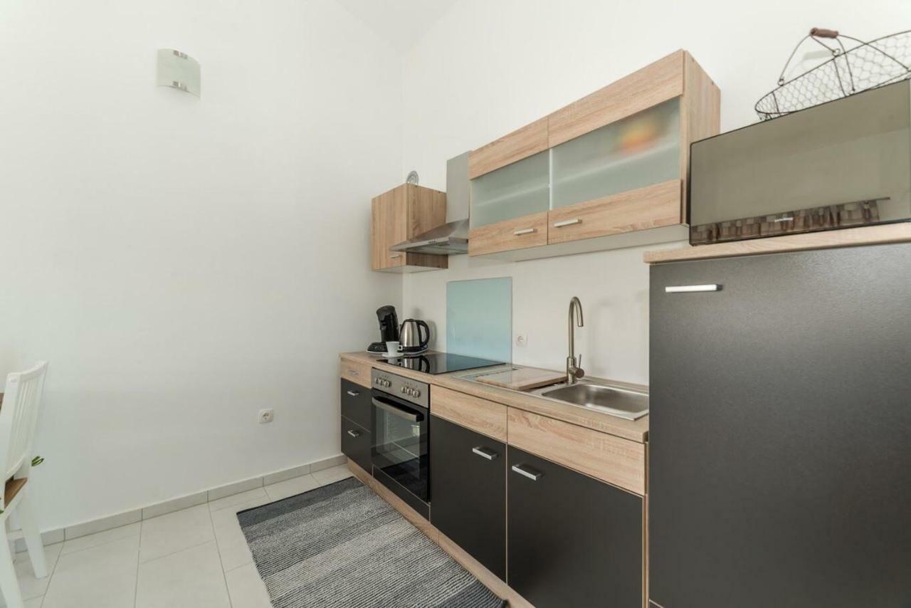 Apartments Vam Vir Eksteriør bilde